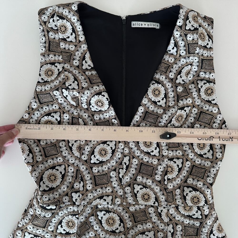 Alice + Olivia Mini Dress 6 Gold Embroidered Patty Tapestry 60s Style Retro Glam - Picture 12 of 16